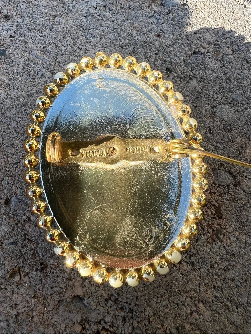 Vintage Cameo Brooch · Western Germany · 1950s 1960s Costume Jewelry